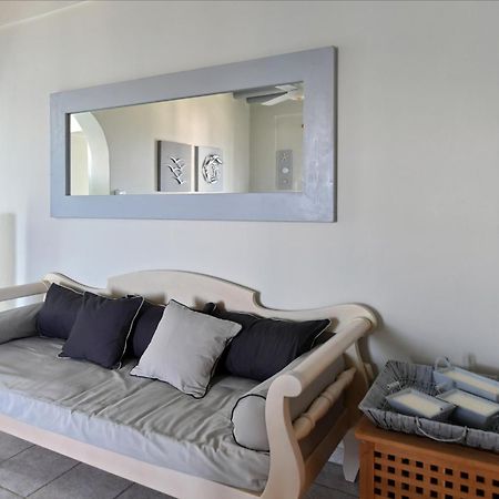 Villa Nava Devine Water Front House In Ampelas Exterior foto